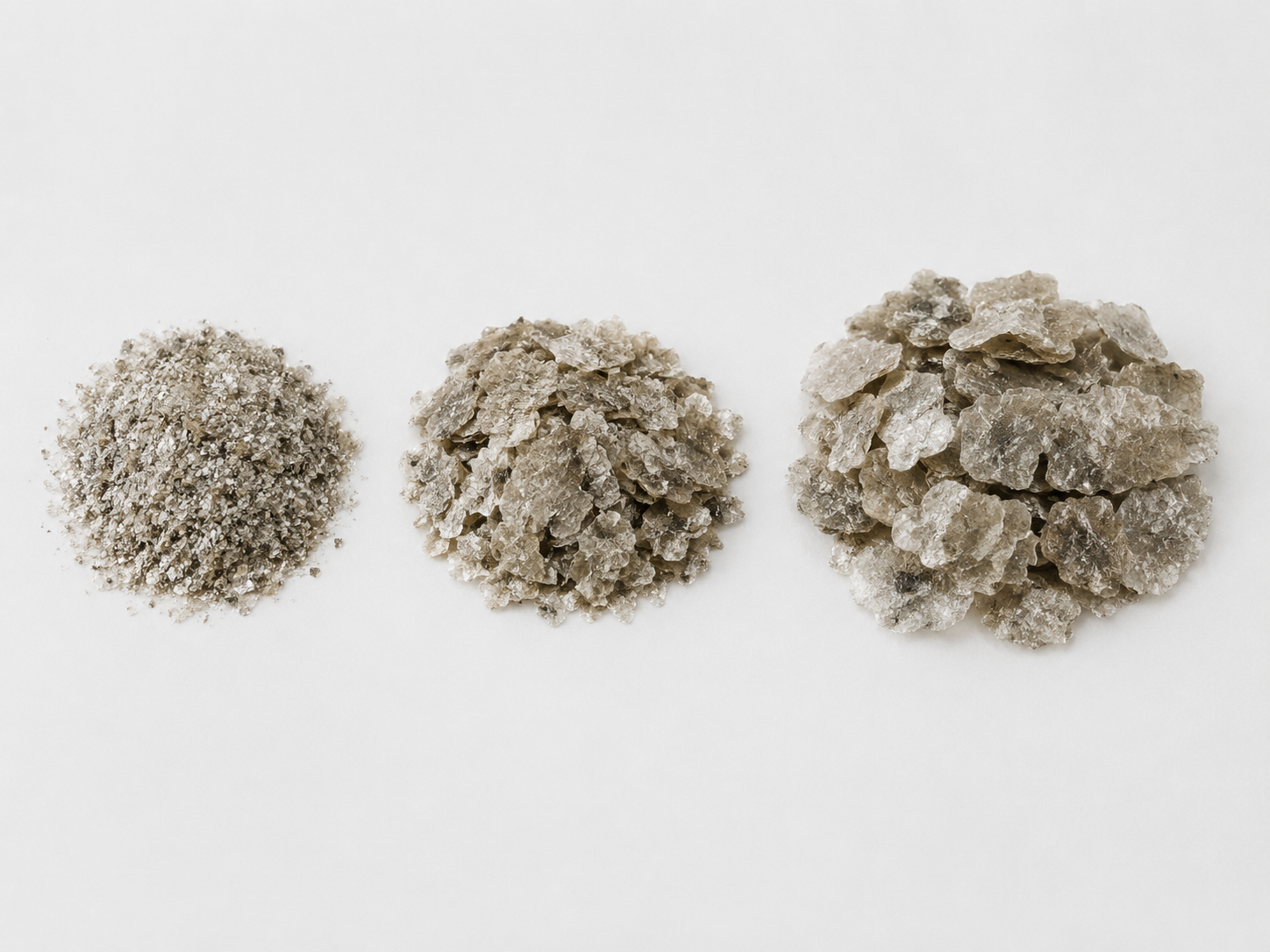 Medium Mica Flakes